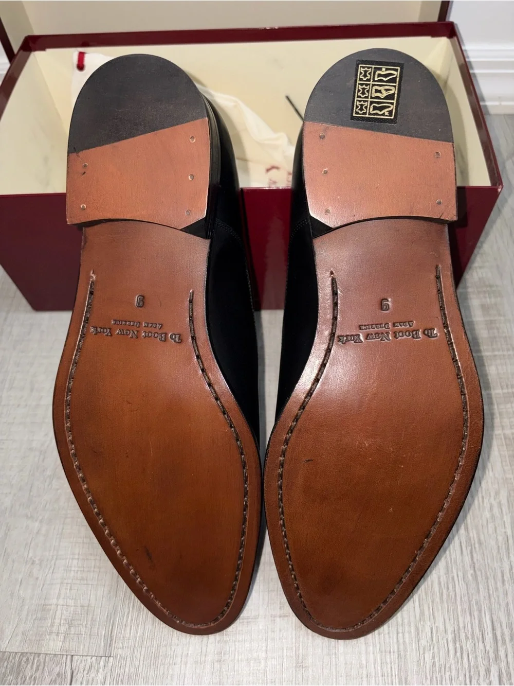 To Boot polished black